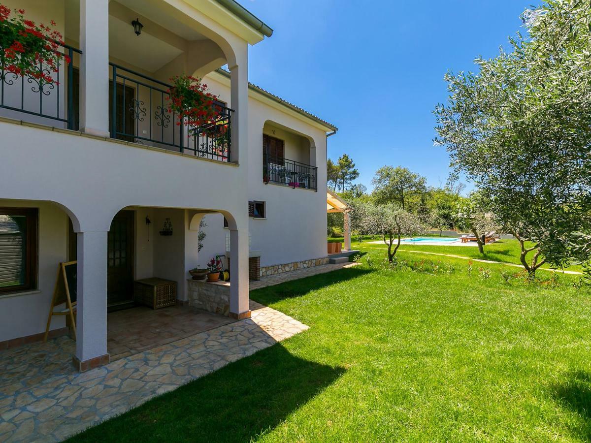 Apartment Pool Premium Vrsar